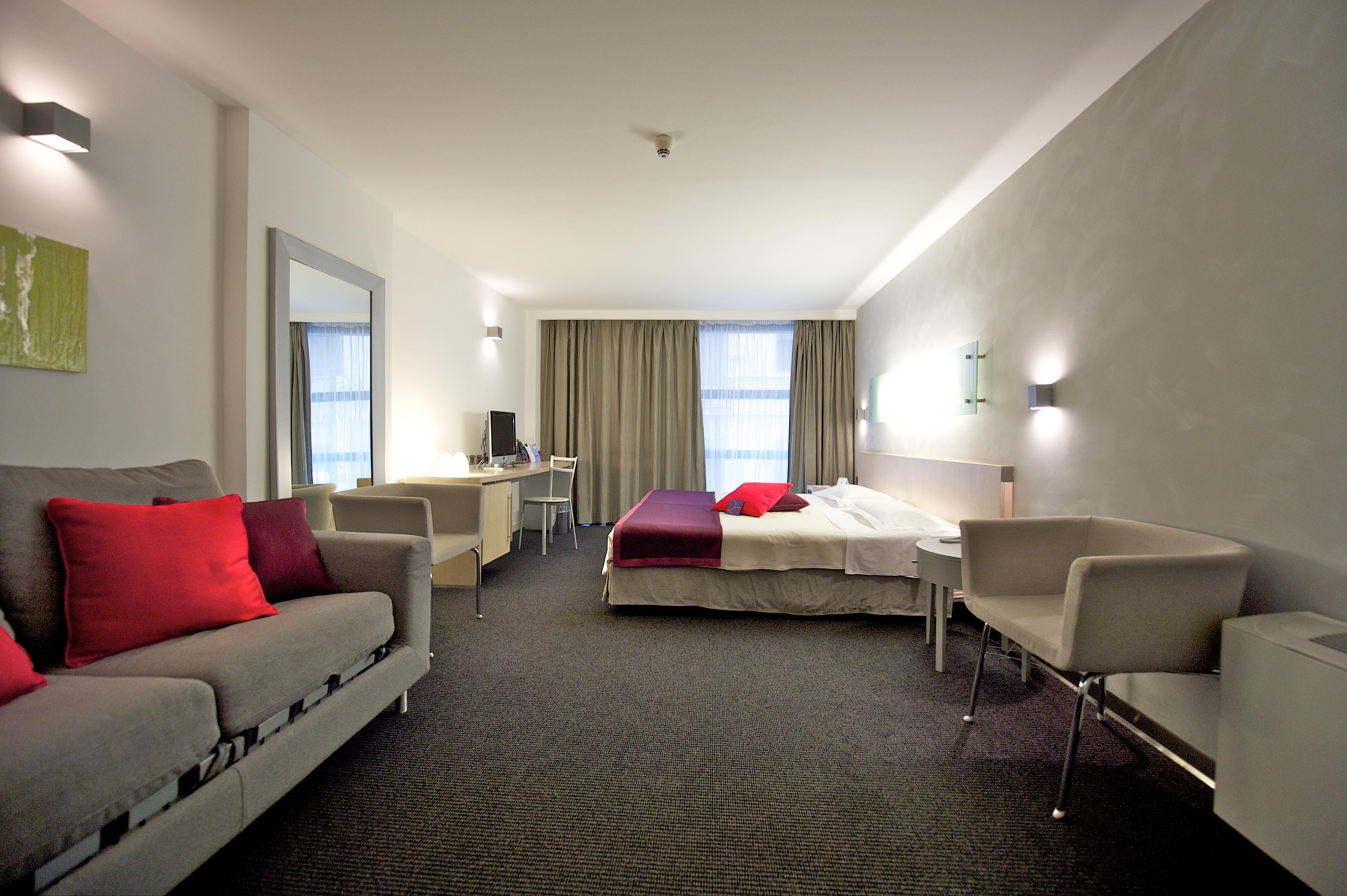Mercure Palermo Centro Esterno foto
