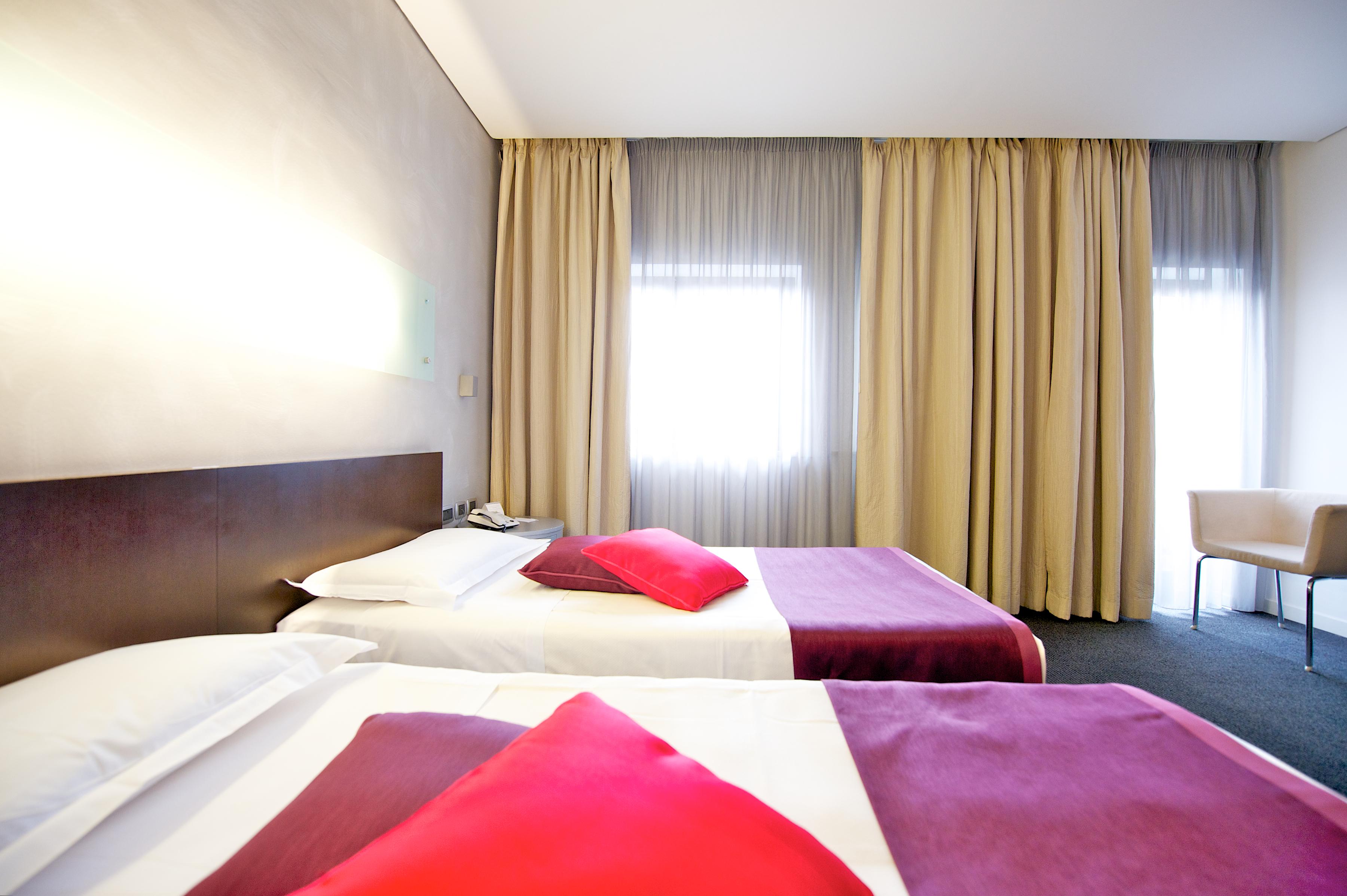 Mercure Palermo Centro Esterno foto