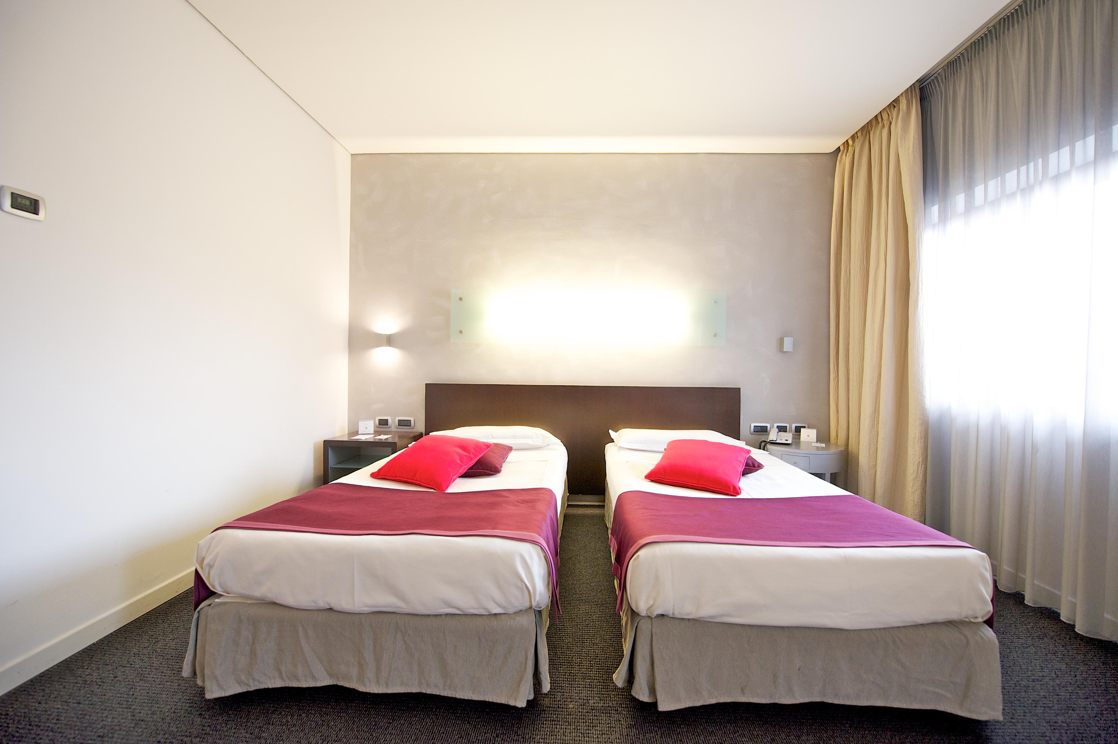 Mercure Palermo Centro Esterno foto