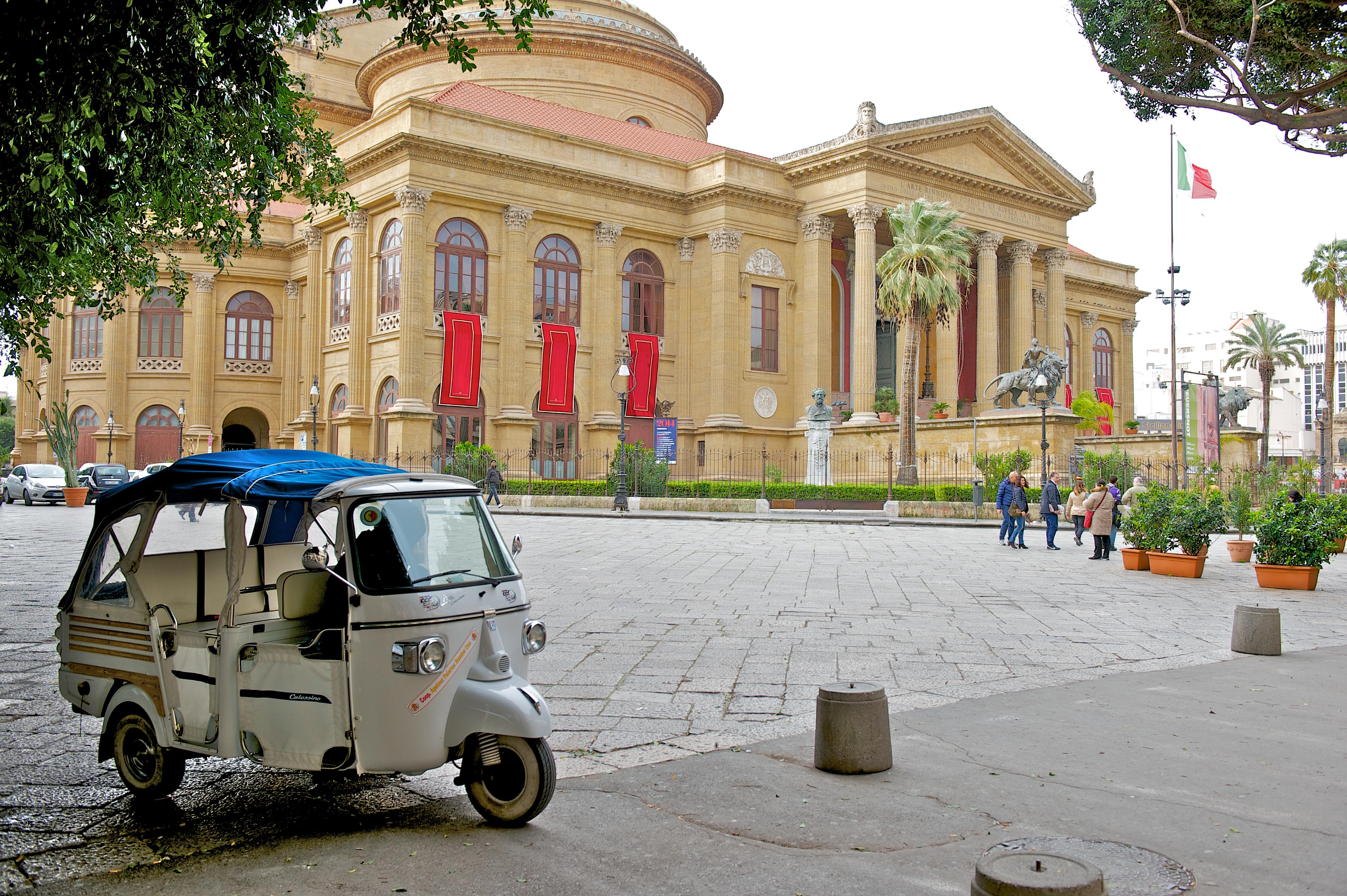Mercure Palermo Centro Esterno foto