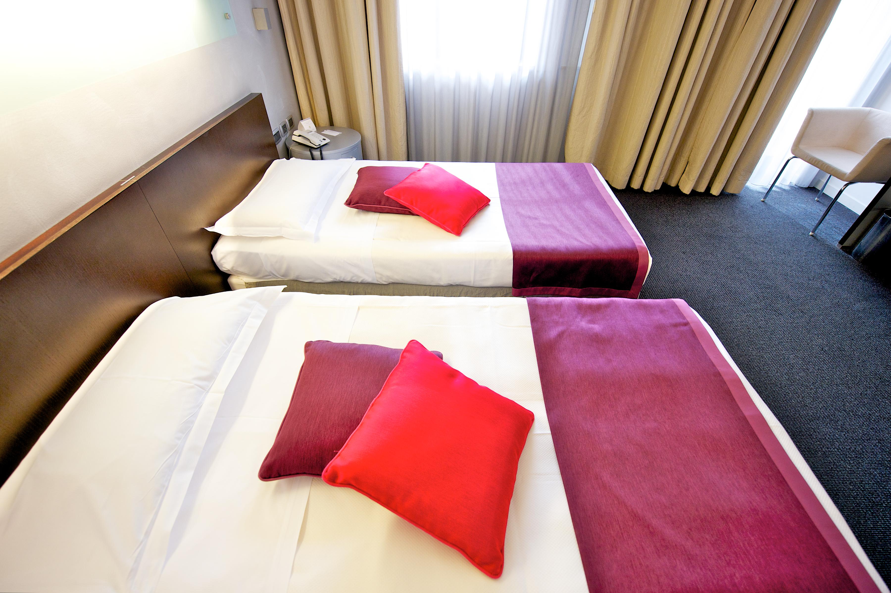 Mercure Palermo Centro Esterno foto