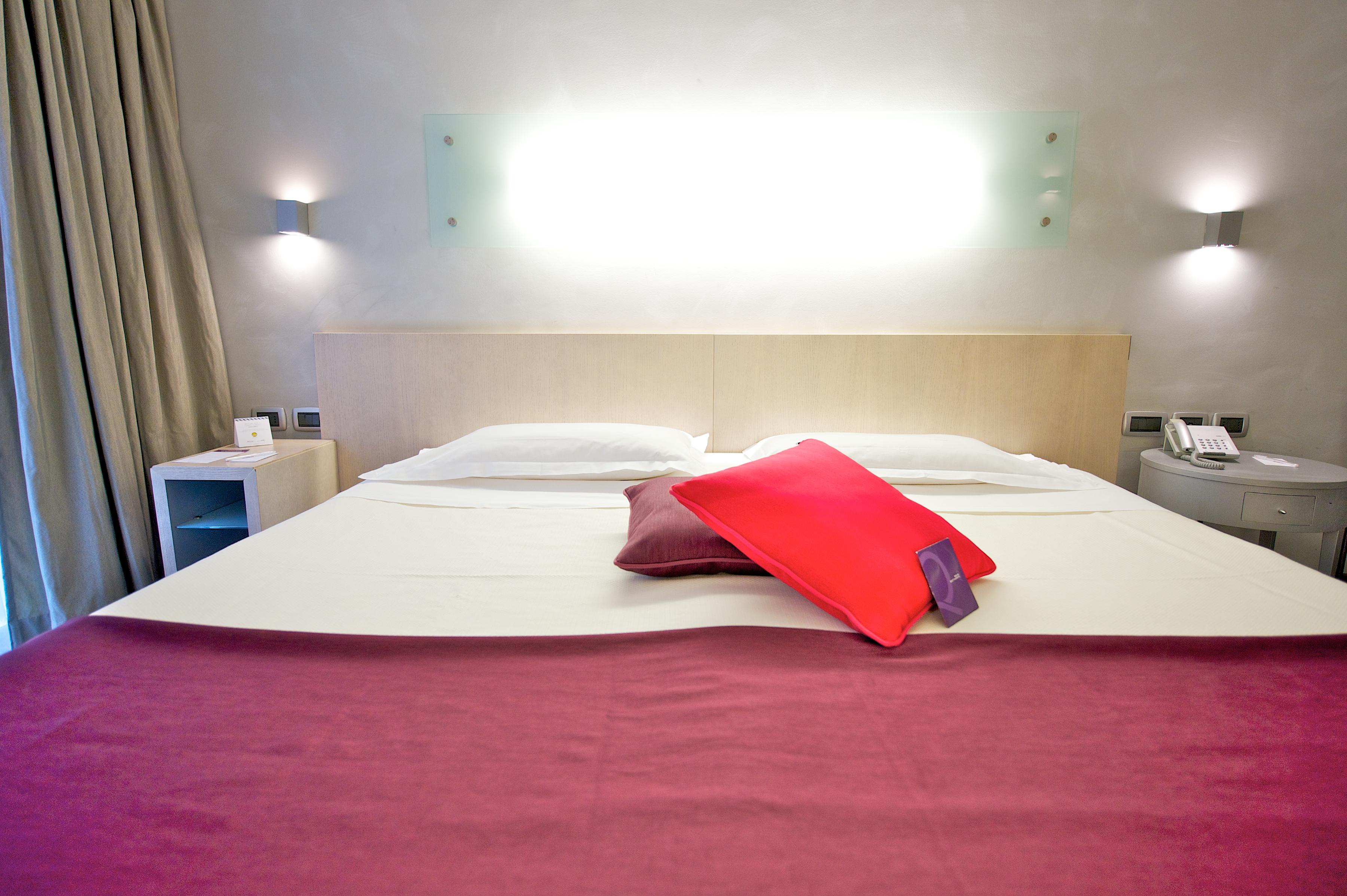 Mercure Palermo Centro Esterno foto