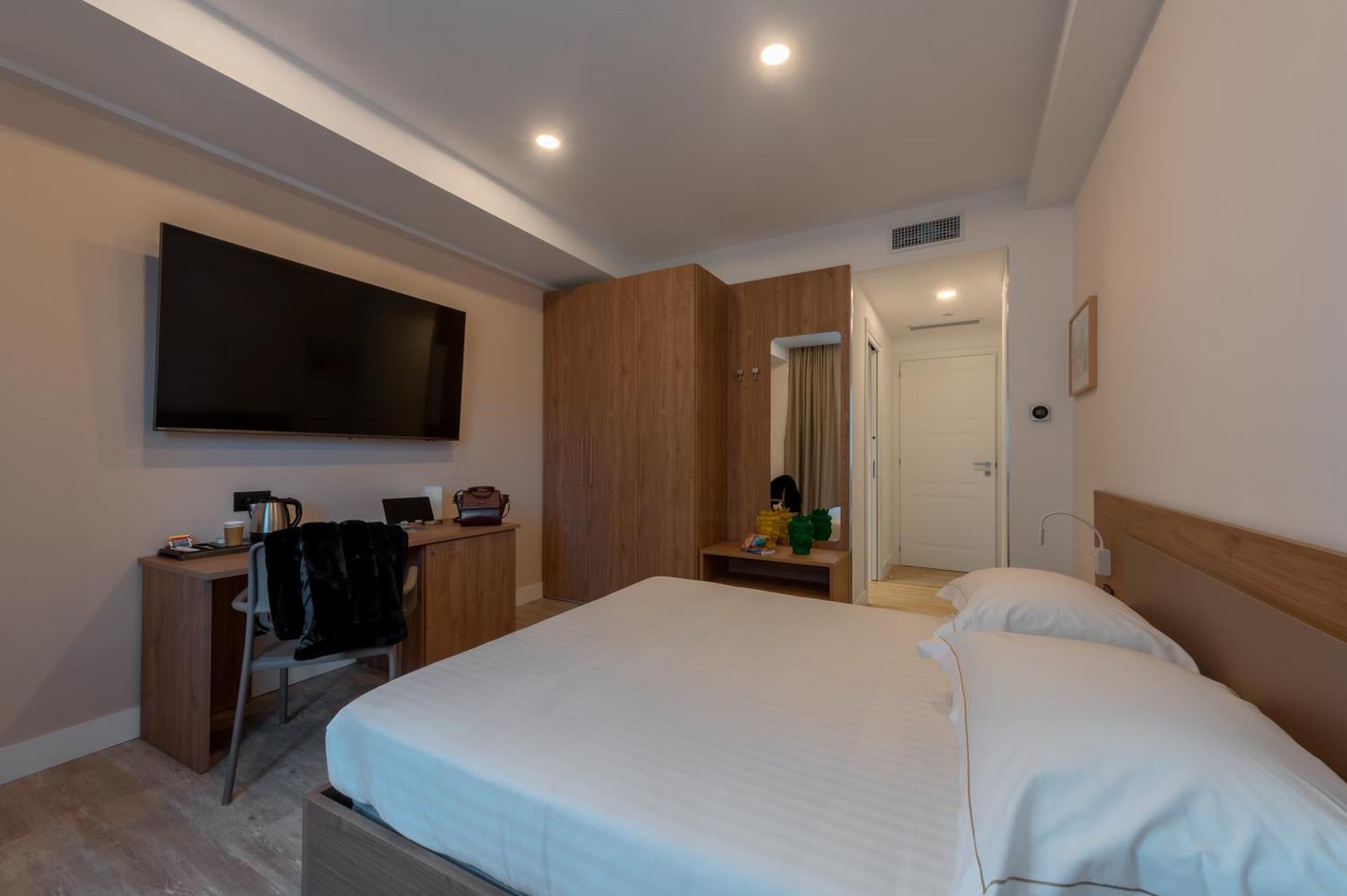 Mercure Palermo Centro Esterno foto